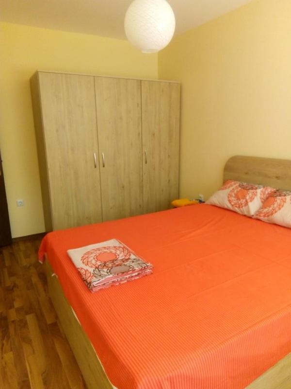 Апартаменти Cozy Apartament Naydenov Burgas Екстер'єр фото